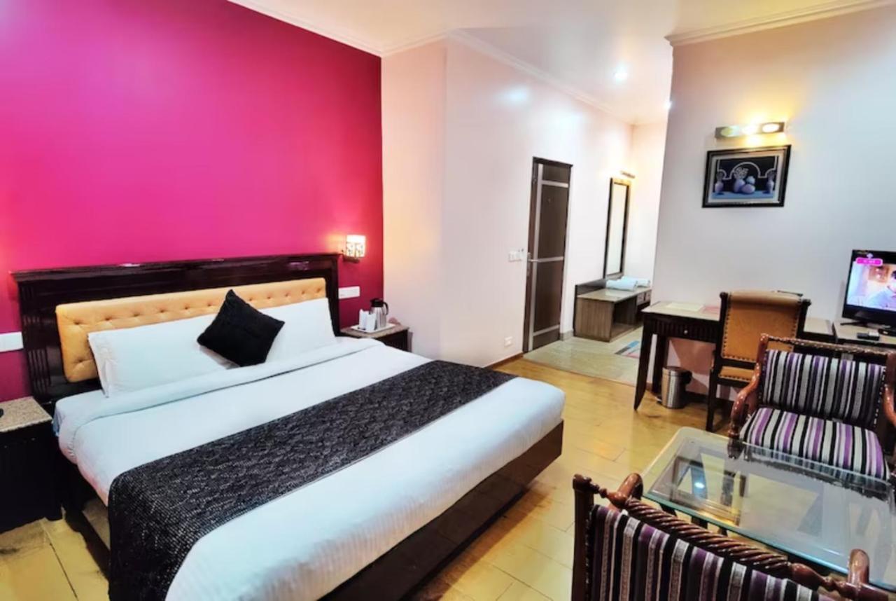 Hotel Marc ชิมลา ภายนอก รูปภาพ