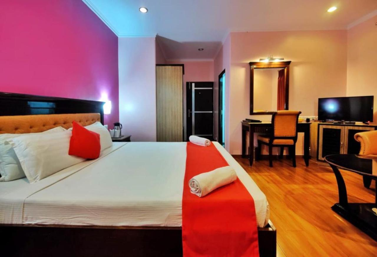 Hotel Marc ชิมลา ภายนอก รูปภาพ