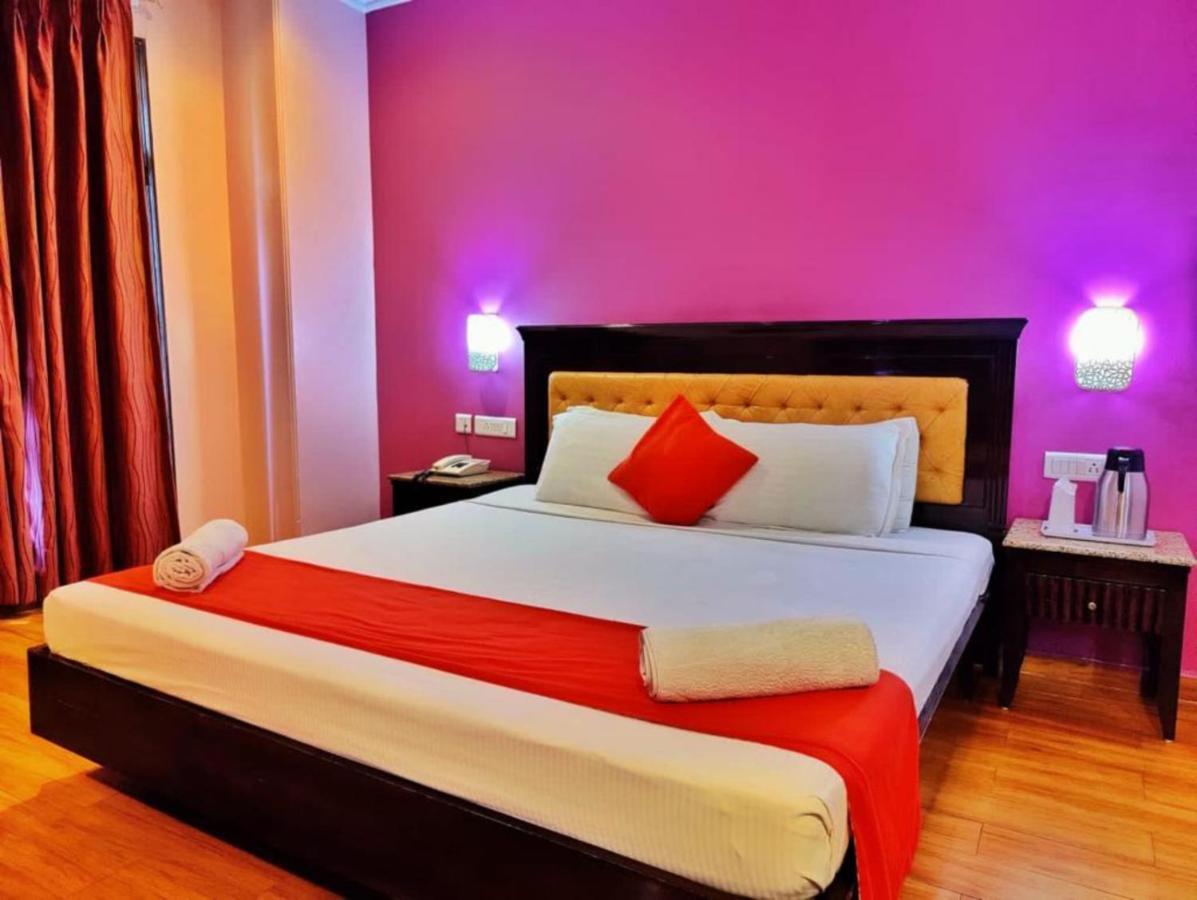 Hotel Marc ชิมลา ภายนอก รูปภาพ